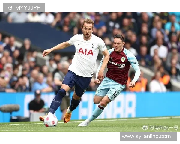 凯恩的传奇之路:从足球天才到世界级教练的华丽转身 凯恩的传奇之路:从足球天才到世界级教练的华丽转身