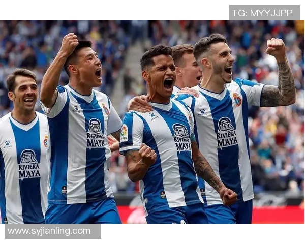 巴塞罗那与西班牙人激战正酣精彩对决值得期待