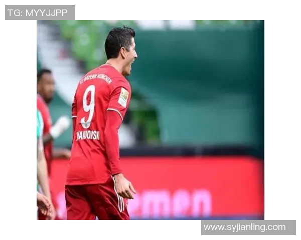 莱万状态火热欧冠赛场大放异彩射手榜领跑已成定局 莱万状态火热欧冠赛场大放异彩射手榜领跑已成定局